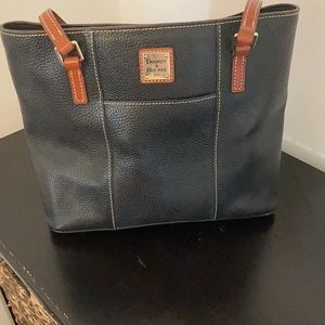 Dooney and bourke purse